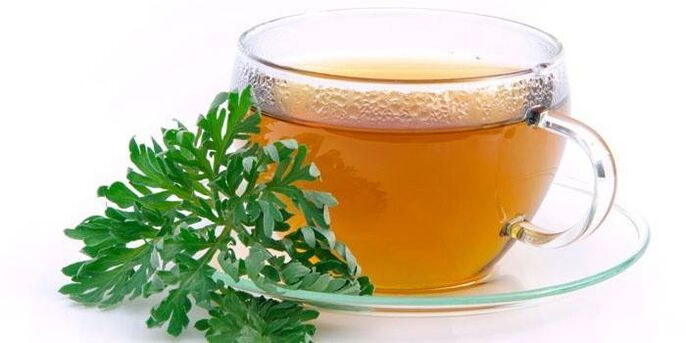 wormwood decoction to treat fungus between toes